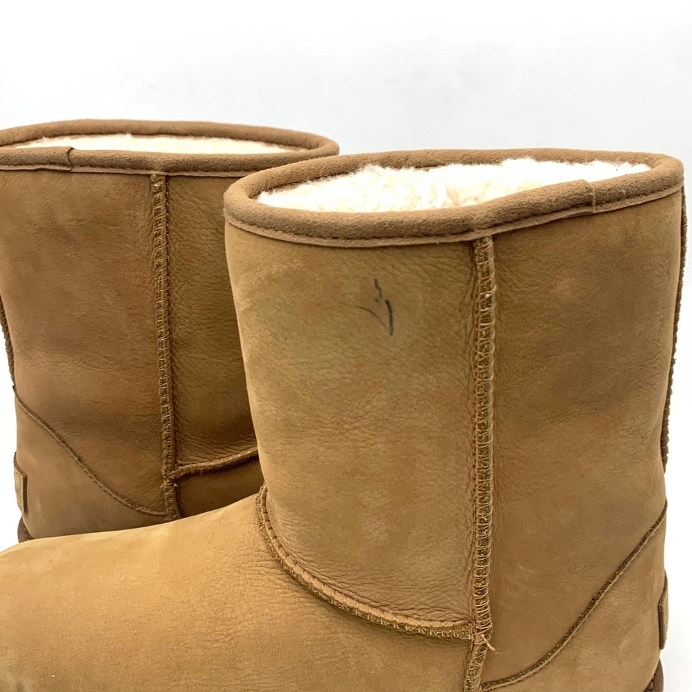 UGG Classic Short II Water Resistant SZ 4 - Picture 14 of 14